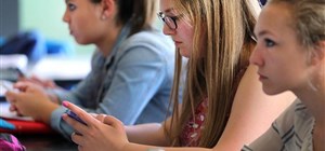 Internet Safety -  Protecting Your Teenagers Online Reputation and identity