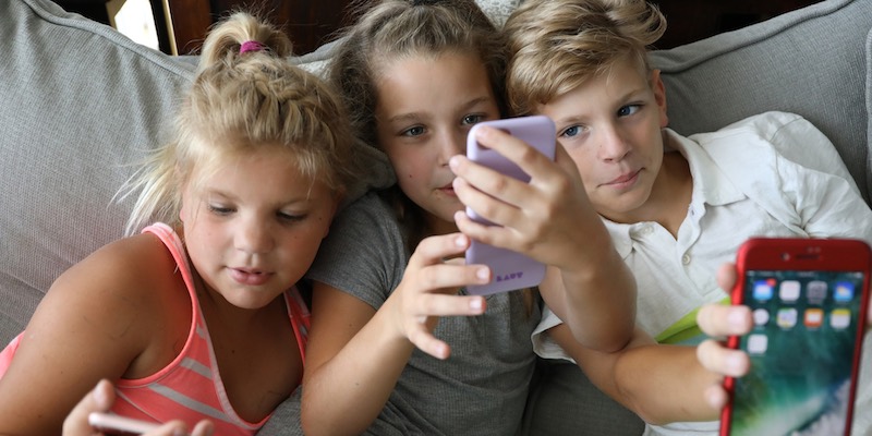 internet safety, parental control for kids aged 5-8 year of age